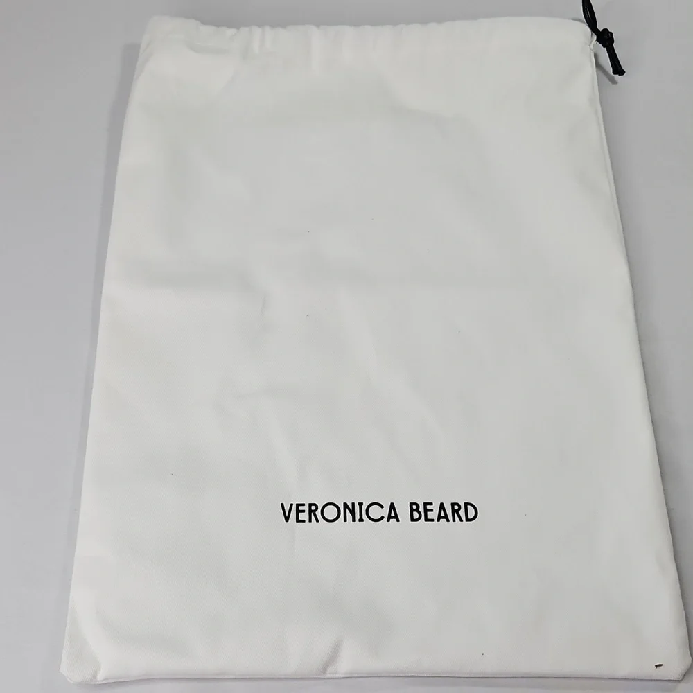 Veronica Beard Marbella lizard-embossed T-strap sandal  parchment white Sz 8 NWT - Picture 8 of 9